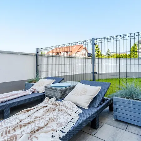 Sunset Nadmorska 100 Apartment Grzybowo (West Pomeranian)