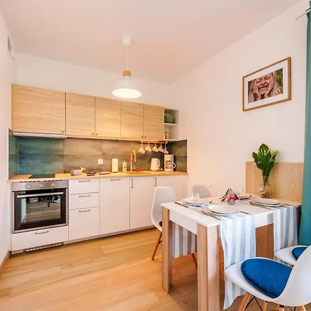 Sunset Nadmorska 100 Apartment Grzybowo (West Pomeranian)